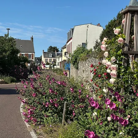 Appartamento T2 Avec Balcon à 5 Mn à Pied De La Donville-les-Bains