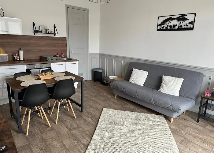 T2 Avec Balcon à 5 Mn à Pied De La Appartamento